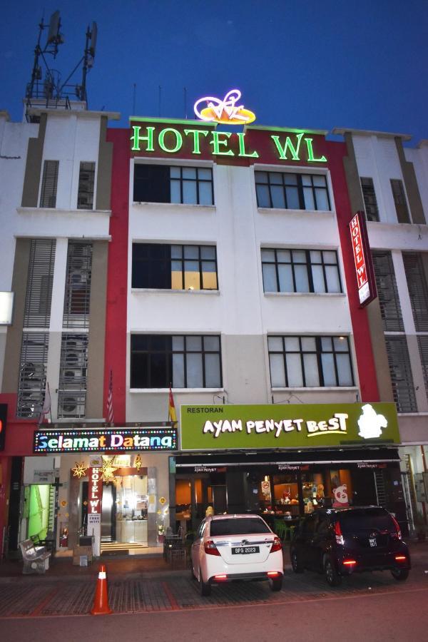Wl Hotel Kampung Baharu Sungai Buluh Exterior photo